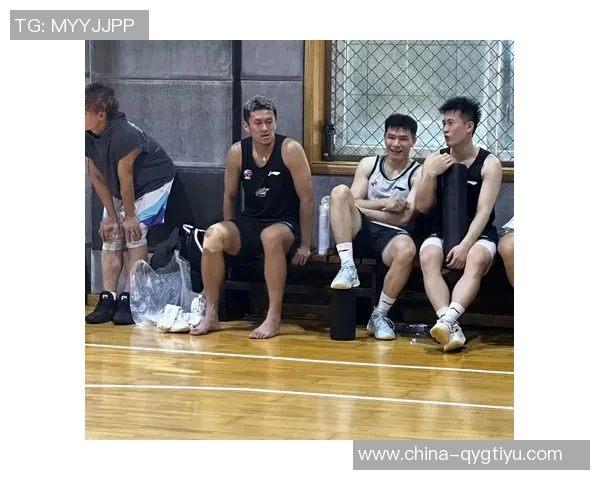 四川男篮今日顺利完成体测每天安排四个队伍从早到晚进行训练 四川男篮今日顺利完成体测每天安排四个队伍从早到晚进行训练