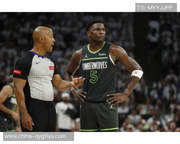 尽管三分球失准大球依然贡献7篮板5助攻展现全能表现 尽管三分球失准大球依然贡献7篮板5助攻展现全能表现